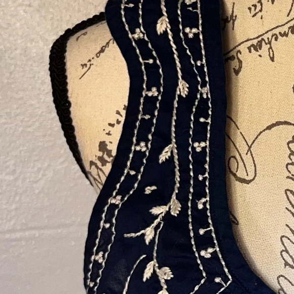 Converse One Star, Lg Tank Floral Embroidered Navy Blue White Cotton Tunic - Picture 7 of 9